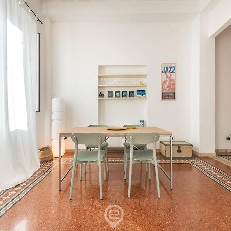 Mirabel Apartment - Wonderful Flat In City Center Cagliari Eksteriør bilde