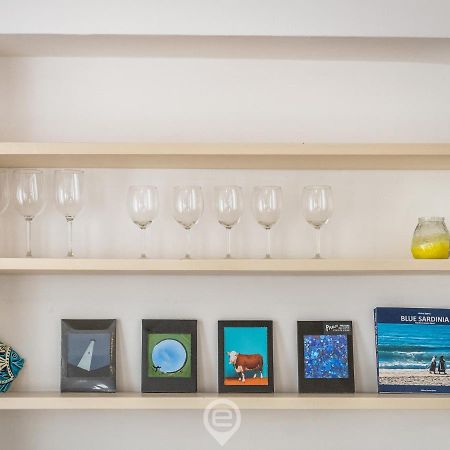 Mirabel Apartment - Wonderful Flat In City Center Cagliari Eksteriør bilde