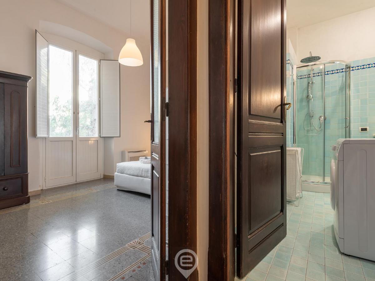 Mirabel Apartment - Wonderful Flat In City Center Cagliari Eksteriør bilde