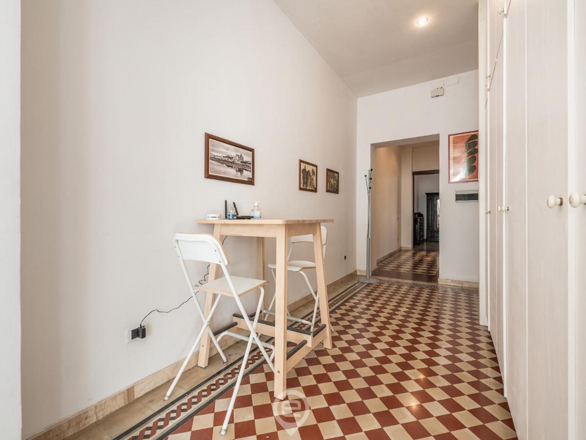 Mirabel Apartment - Wonderful Flat In City Center Cagliari Eksteriør bilde
