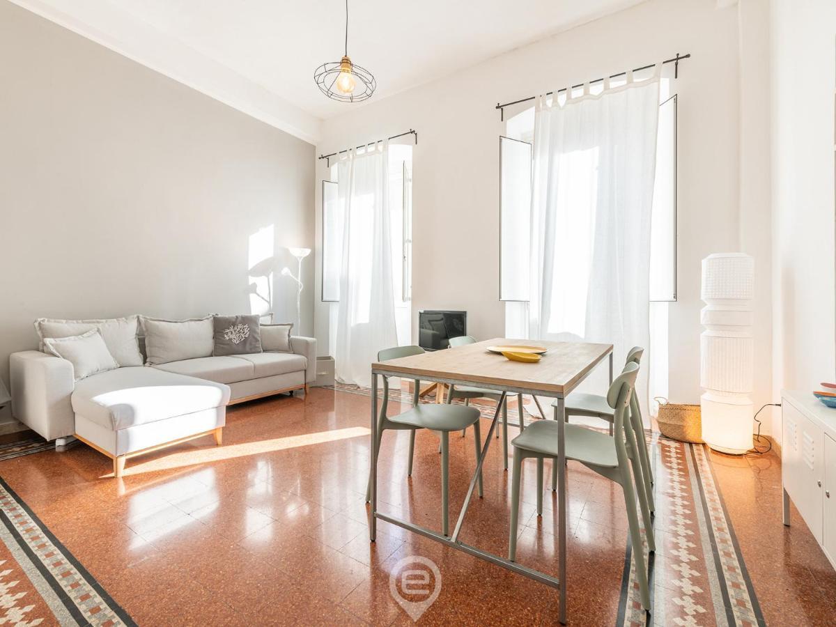 Mirabel Apartment - Wonderful Flat In City Center Cagliari Eksteriør bilde