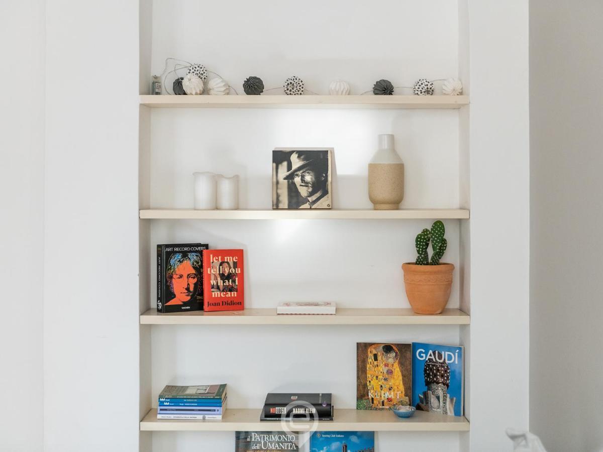 Mirabel Apartment - Wonderful Flat In City Center Cagliari Eksteriør bilde